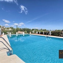 Square la villa property hunter  2 