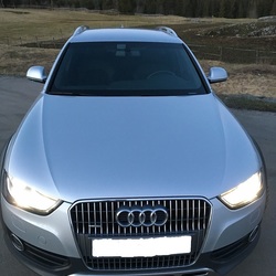 Square audi a4 allroad  