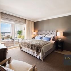 Square la villa property hunter  1 