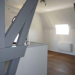 Square 017
