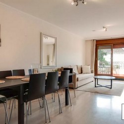Square 2la villa property hunter  rio real  8 
