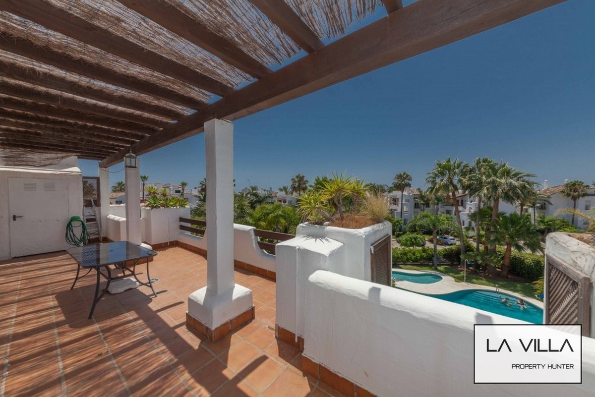 1la villa prop rty hunter costalita 11