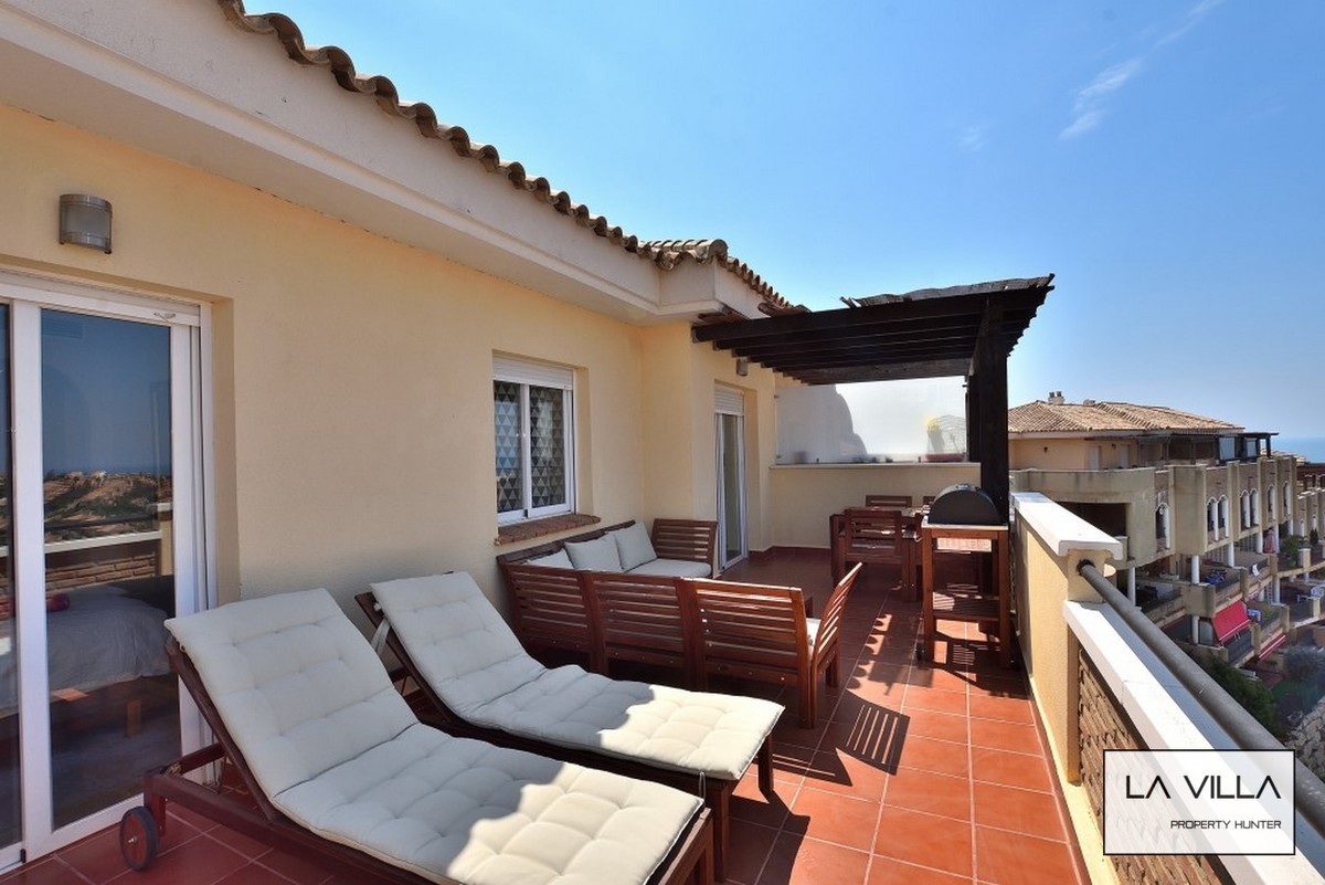 1la villa property hunter eden 1
