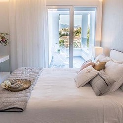 Square 4la villa property hunter  le caprice  1 