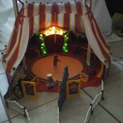 Square playmobil 012