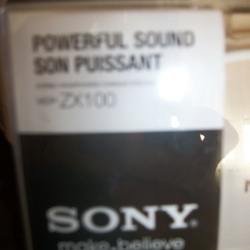 Square 100 0872