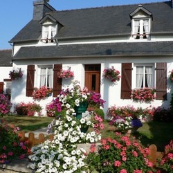 Square 1  location de pleyben