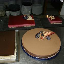 Square photo 047 gateaux en cuisine mini