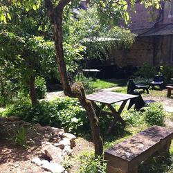 Square gite tour jardin