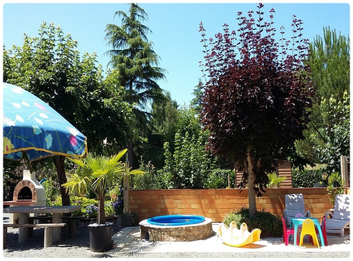 Locations 2 terrasse bassin 1150x850 cadre1