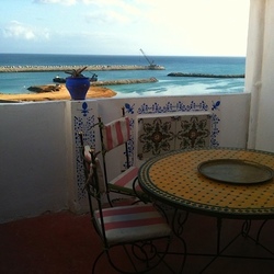 Square dar gnawa dining