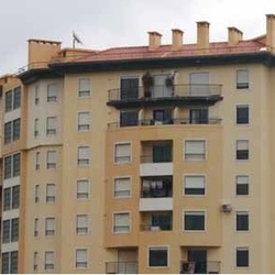 Square fachada