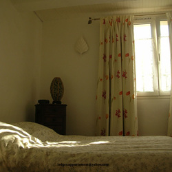 Square dscn0615 large bedroom small copy