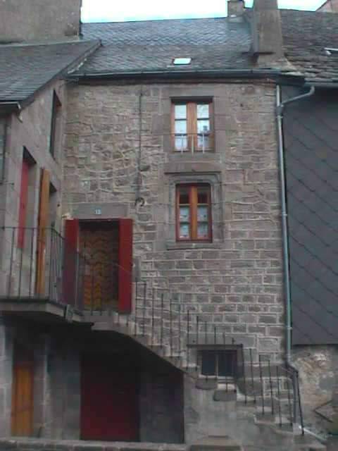 Facade petite