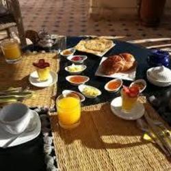 Square riad belhaj petit dej