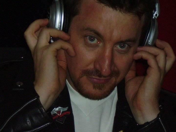 Manu sono 1