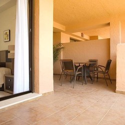 Square 2la villa property hunter  3 