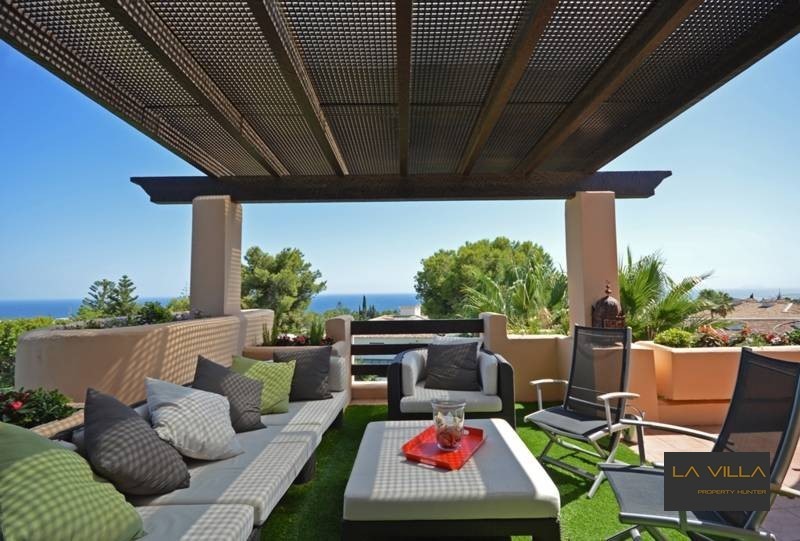 1la villa property hunter 8