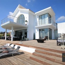 Square 1la villa property hunter  4 