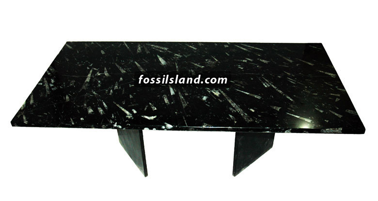 Table en marbre naturel